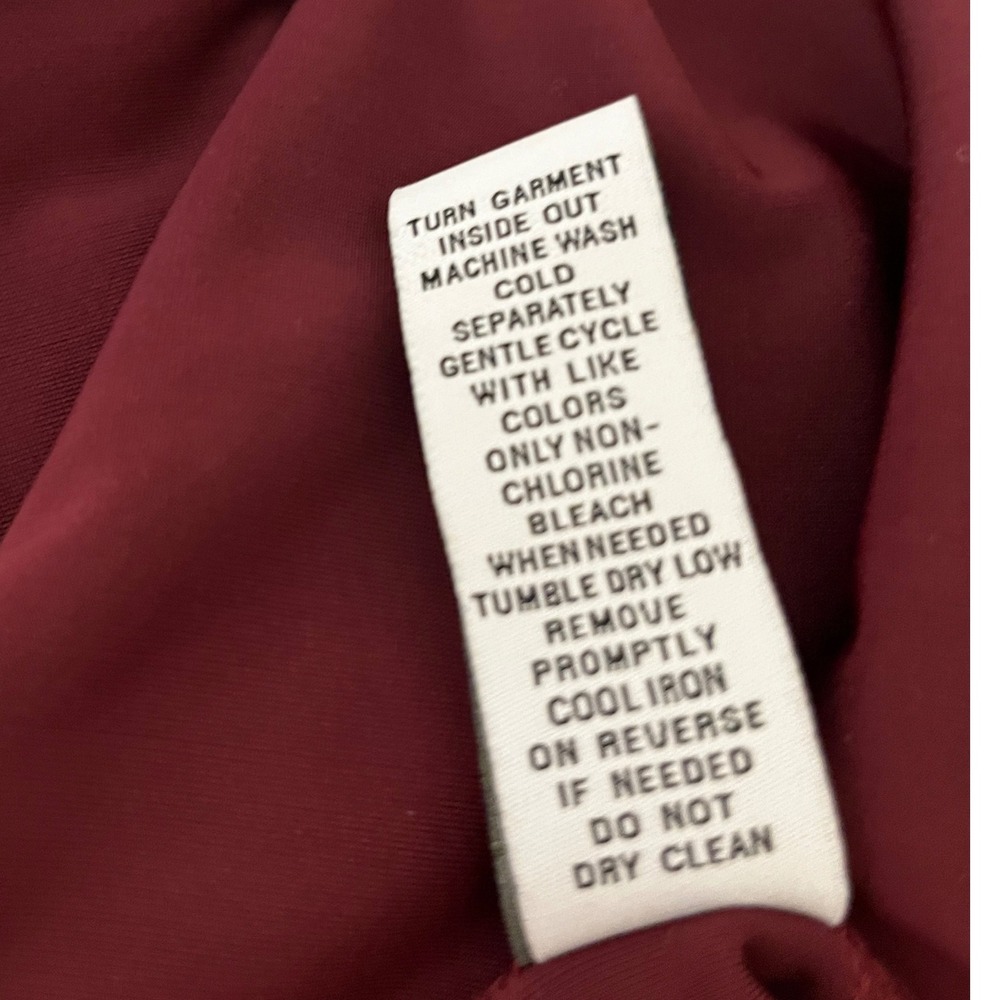 Soft by‎ Avenue Burgundy Velvet Tunic Shirt Plus 22/24 Holiday Christmas NEW - Picture 5 of 6